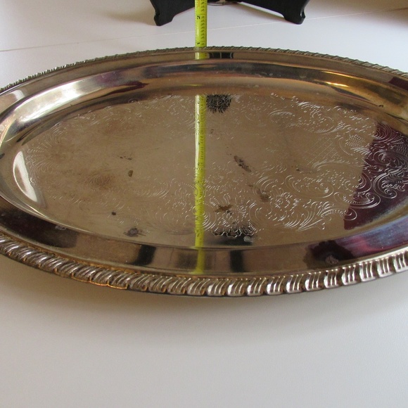 Silverplated Oval Serve Tray - Picture 7 of 7